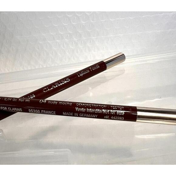Clarins Lot 2x Lipliner Pencil 04 Nude Mocha 1.2g 0.04 oz. NWOB FULL SIZE - Picture 2 of 6
